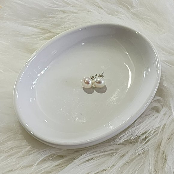 925‎ Sterling Silver 11mm Button White Cultured Freshwater Pearl Stud Earrings - Picture 10 of 12